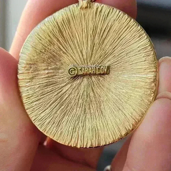 Vintage Sarah Coventry Pendant Necklace Burgundy Gold Tone Round - Picture 5 of 12